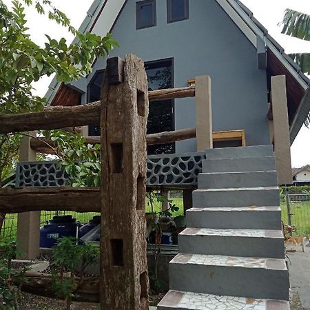Joglopari Guesthouse Room 2 Bukan Untuk Pasangan Non Pasutri Tjepit Zewnętrze zdjęcie